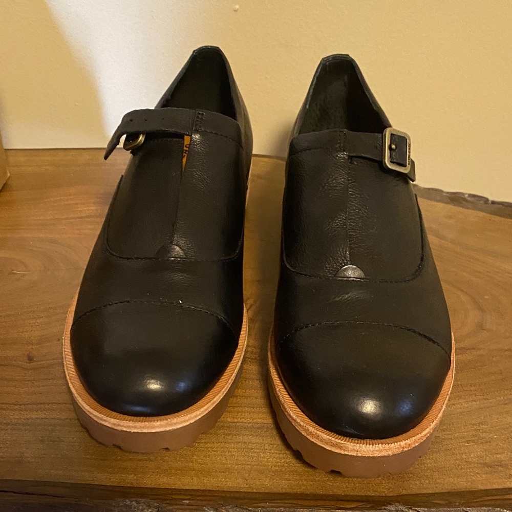Kork-Ease Black Leather Flats with Tan Soles